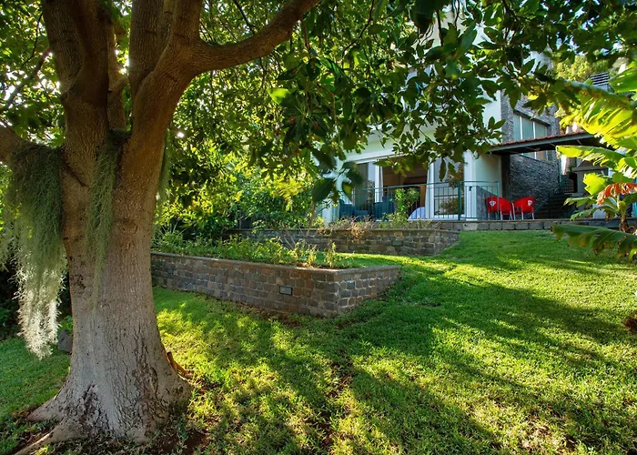 Refugio Dourado * Água de Pena